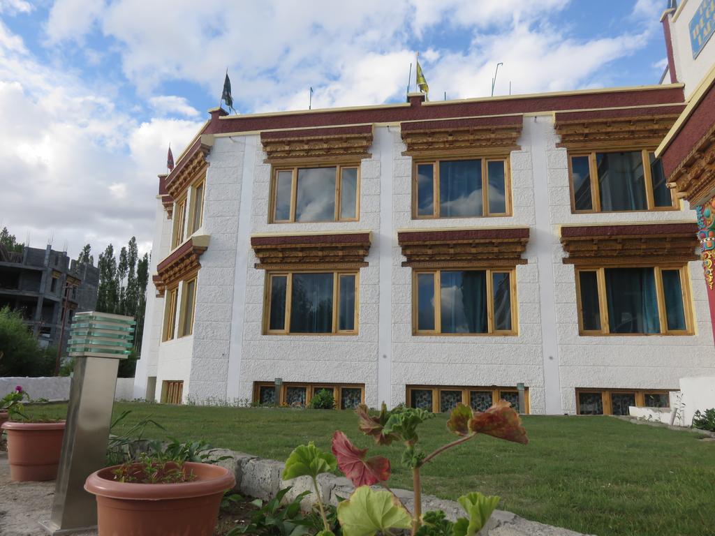 The Grand Ladakh Hotel Leh Exterior photo